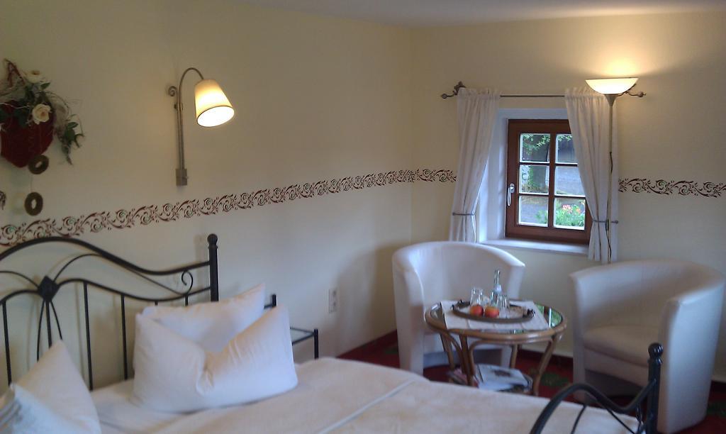 Romantik Hotel Zum Lindengarten Курорт Йонсдорф Номер фото