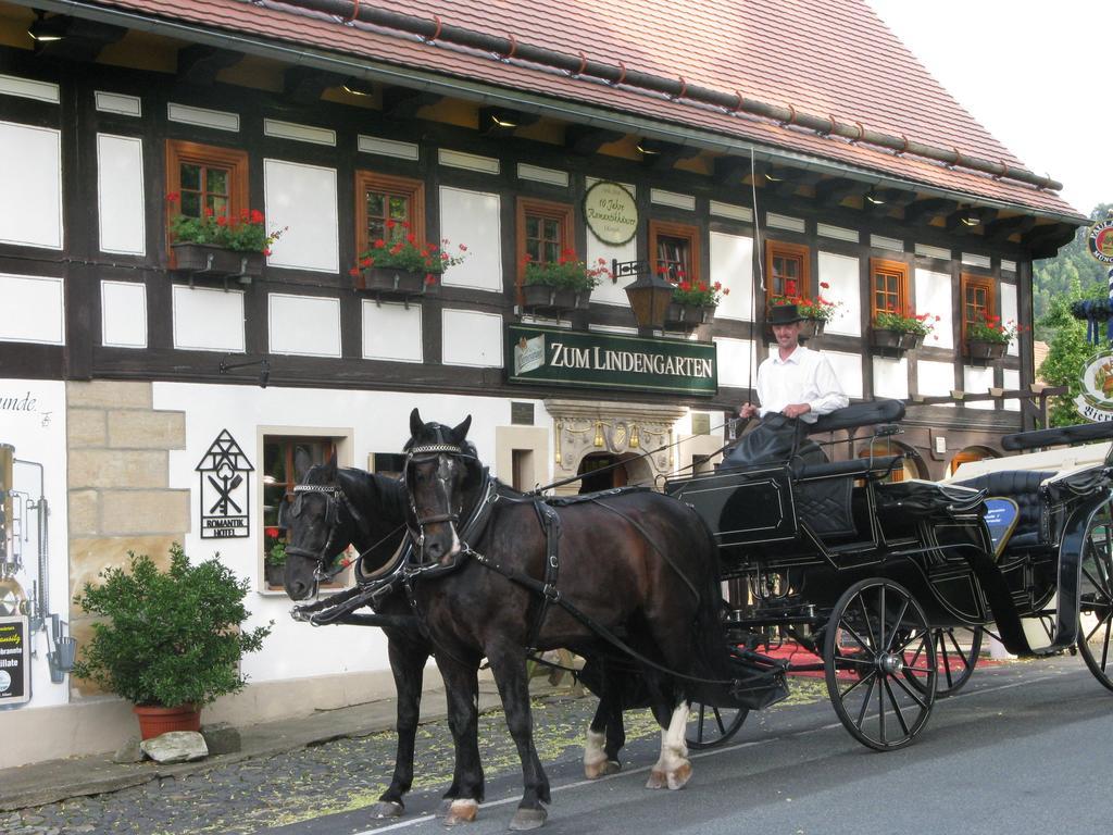 Romantik Hotel Zum Lindengarten Курорт Йонсдорф Экстерьер фото